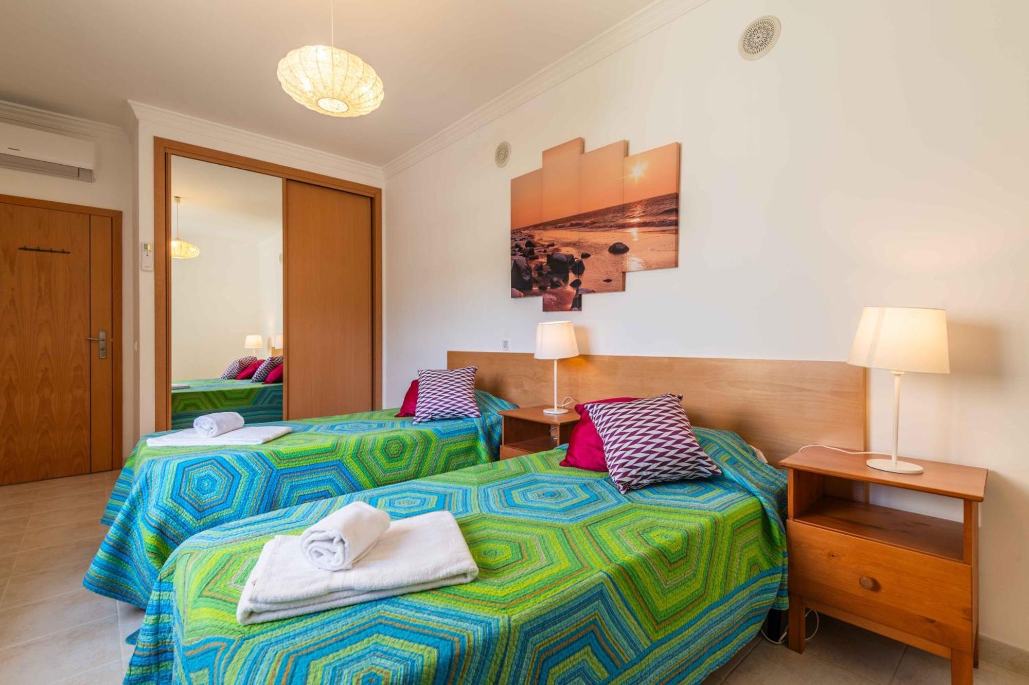 Apartamentos Bosque Sao Jose アルブフェイラ エクステリア 写真